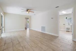 4412 Orangewood Loop E, Lakeland, FL 33813 - Photo 13