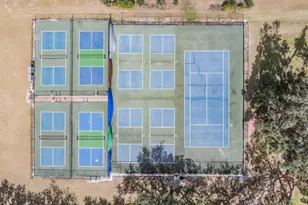 36934 Beth Ave, Zephyrhills, FL 33542 - Photo 73