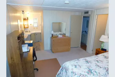 36934 Beth Avenue, Zephyrhills, FL 33542 - Photo 11