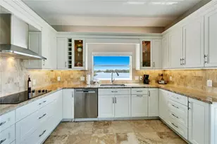 1024 Sonata Ln, Apollo Beach, FL 33572 - Photo 17