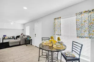 1430 29th St S, Saint Petersburg, FL 33712 - Photo 25