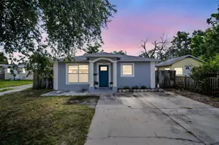 1430 29th St S, Saint Petersburg, FL 33712 - Photo 1