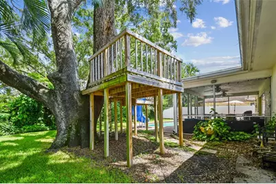 12801 Kimberly Oaks Circle, Largo, FL 33774 - Photo 43