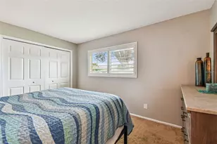12801 Kimberly Oaks Cir, Largo, FL 33774 - Photo 25