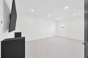 832 Manns Harbor Dr, Apollo Beach, FL 33572 - Photo 55