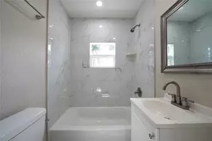 4718 13th Ave S, Saint Petersburg, FL 33711 - Photo 13