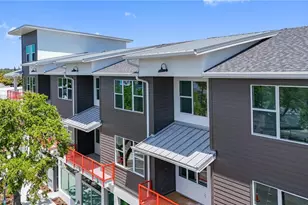 13 29th St N, Saint Petersburg, FL 33713 - Photo 1