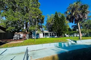 6125 Beacon Point Dr, Weeki Wachee, FL 34607 - Photo 25