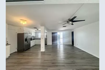 13864 Dominica Drive, Seminole, FL 33776 - Photo 5