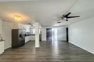 13864 Dominica Dr, Seminole, FL 33776 - Photo 5