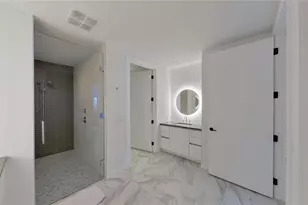 777 3rd Ave N, Saint Petersburg, FL 33701 - Photo 13