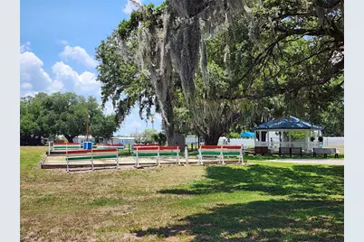 Pawnee Street, Zephyrhills, FL 33542 - Photo 27