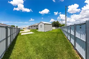 217 SW 10th Pl, Cape Coral, FL 33991 - Photo 47