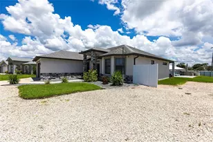 217 SW 10th Pl, Cape Coral, FL 33991 - Photo 45