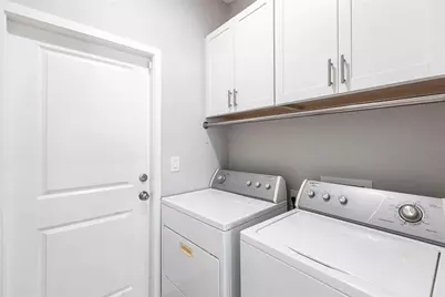 217 SW 10th Place, Cape Coral, FL 33991 - Photo 31