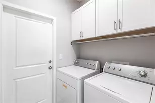 217 SW 10th Pl, Cape Coral, FL 33991 - Photo 31