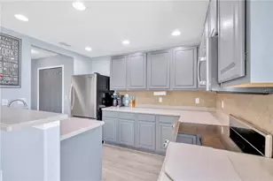 10821 Johanna Ave, Riverview, FL 33578 - Photo 13