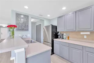 10821 Johanna Ave, Riverview, FL 33578 - Photo 11