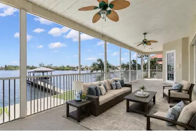 636 Bayshore Drive, Tarpon Springs, FL 34689 - Photo 5