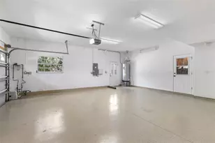 636 Bayshore Dr, Tarpon Springs, FL 34689 - Photo 53