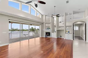 636 Bayshore Dr, Tarpon Springs, FL 34689 - Photo 39