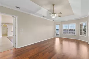 636 Bayshore Dr, Tarpon Springs, FL 34689 - Photo 29