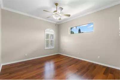636 Bayshore Drive, Tarpon Springs, FL 34689 - Photo 17