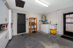 1225 Greenlea Dr, Holiday, FL 34691 - Photo 31