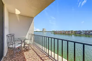 7625 Sun Island Dr S, South Pasadena, FL 33707 - Photo 1