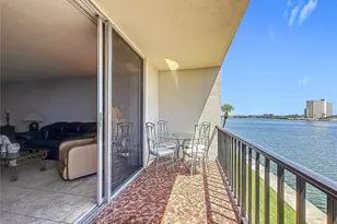 7625 Sun Island Dr S, South Pasadena, FL 33707 - Photo 21