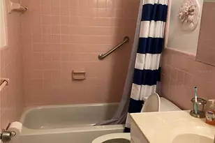 8555 112th St, Seminole, FL 33772 - Photo 9