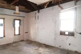 2501 54th St S, Gulfport, FL 33707 - Photo 13