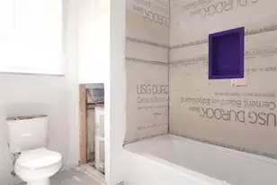 2501 54th St S, Gulfport, FL 33707 - Photo 9