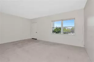 7321 Central Ave, Saint Petersburg, FL 33710 - Photo 7