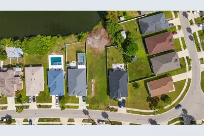 11310 Southwind Lake Drive, Gibsonton, FL 33534 - Photo 7