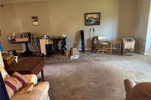 5530 80th St N, Saint Petersburg, FL 33709 - Photo 9