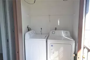 256 Cypress Ln, Oldsmar, FL 34677 - Photo 31