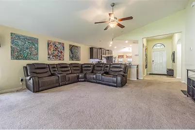 10115 Count Fleet Dr, Ruskin, FL 33573 - Photo 13