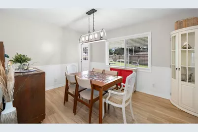 6545 S West Shore Circle, Tampa, FL 33616 - Photo 17