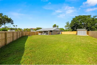 6545 S West Shore Circle, Tampa, FL 33616 - Photo 31