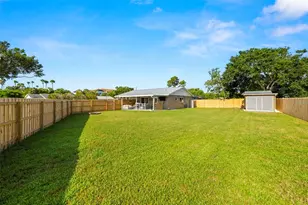 6545 S West Shore Circle, Tampa, FL 33616 - Photo 31