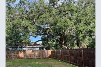 105 S Maryland Avenue, Plant City, FL 33563 - Photo 5