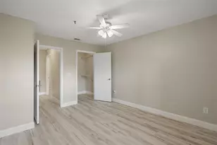 11901 4th Street N, Saint Petersburg, FL 33716 - Photo 7