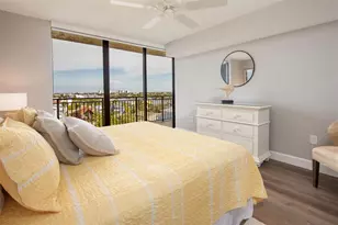 7650 Bayshore Dr, Treasure Island, FL 33706 - Photo 21