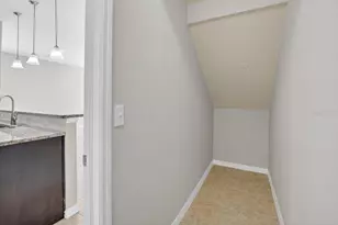 8632 Miramar Terrace Cir, Temple Terrace, FL 33637 - Photo 17