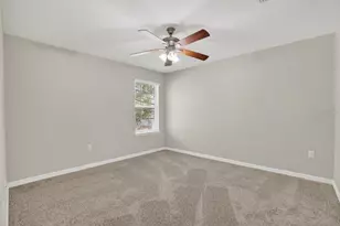 8632 Miramar Terrace Cir, Temple Terrace, FL 33637 - Photo 29