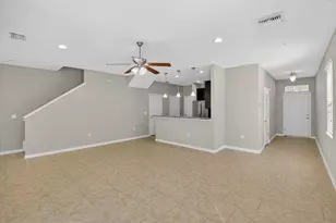 8632 Miramar Terrace Cir, Temple Terrace, FL 33637 - Photo 15