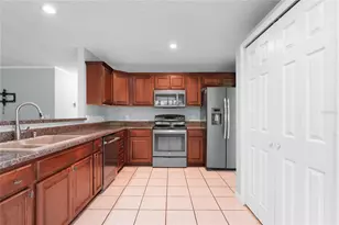 8107 Greenside Ln, Hudson, FL 34667 - Photo 11