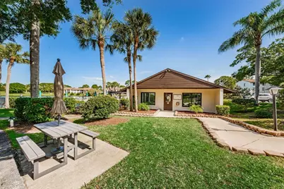 2575 Pine Ridge Way S #E1, Palm Harbor, FL 34684 - Photo 23