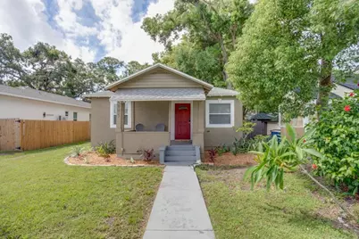 905 Plaza Street, Clearwater, FL 33755 - Photo 1